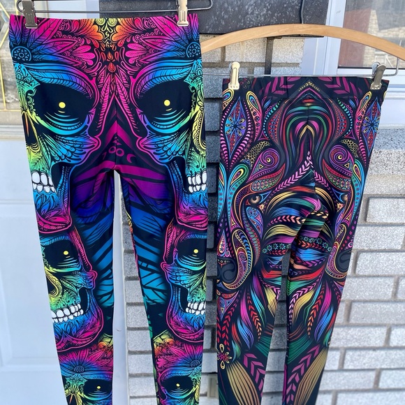 GearBunch athletic leggings, Skulls, Mandala, sz Small, 34 ins. long, 2 pairs. - Picture 12 of 12
